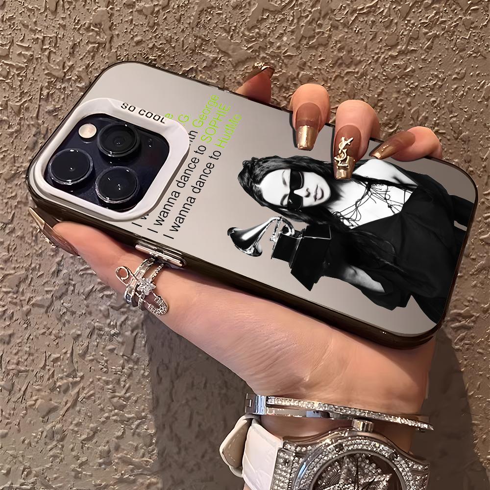 Etui na telefon C-Charli Xcx R – Usb Charger recenzja i cena